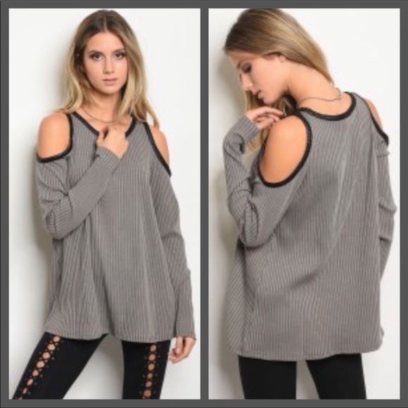❄️COLD SHOULDER CHARCOAL GRAY TOP WITH BLACK TRIM - Picture 2 of 5